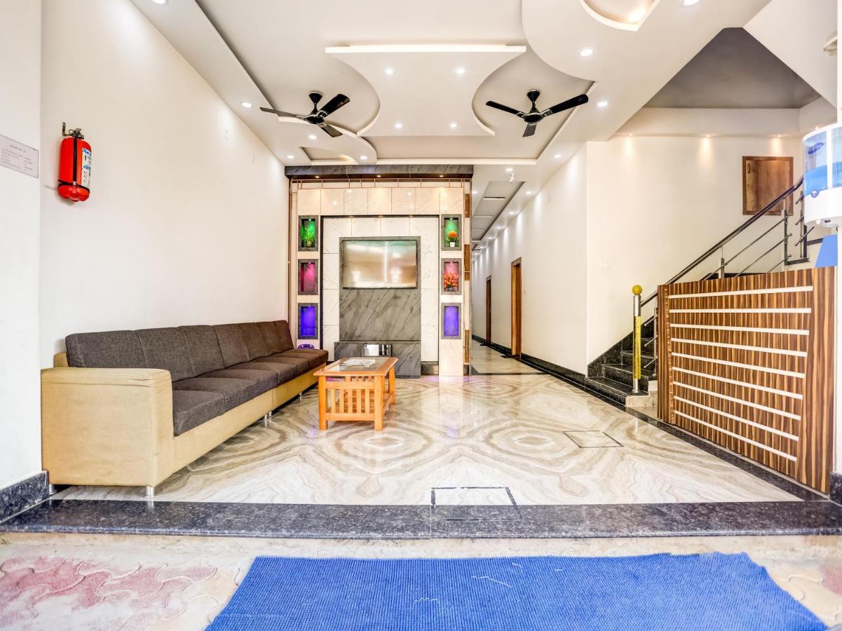 Oyo 75850 Vishwanath Guest House Βαρανάσι Εξωτερικό φωτογραφία